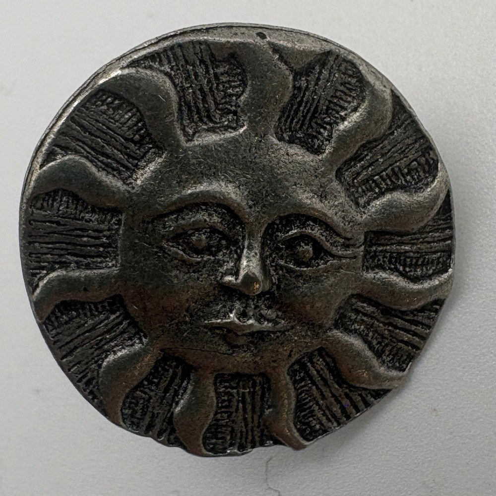 Vintage Celestial Sun Face Lapel Hat Bag Pin Antiqued Silver Tone Round Sunburst
